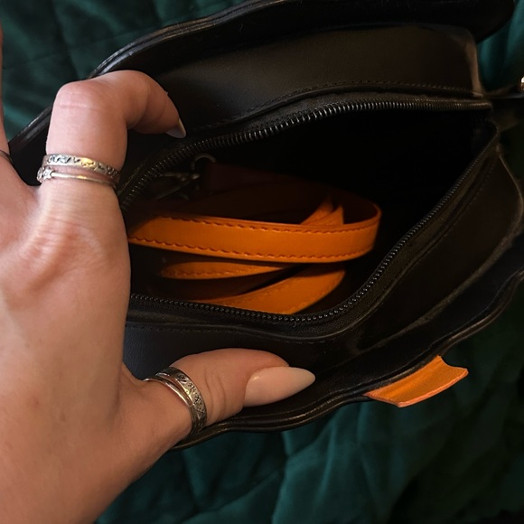 Sleepy Hallow Cross Body Purse - Picture 2 of 5